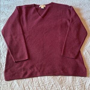 Eddie Bauer 100% Merino Wool Deep Burgundy V-Neck oversized Sweater Size Medium